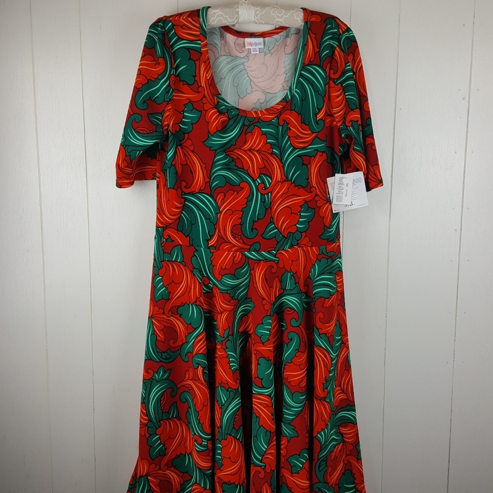 LuLaRoe Nicole Dress